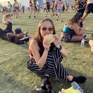 Meet your Posher, Jeanelle